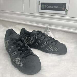 New Women’s adidas Superstar x Atmos R-SNK Size 5